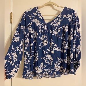 Women’s blouse